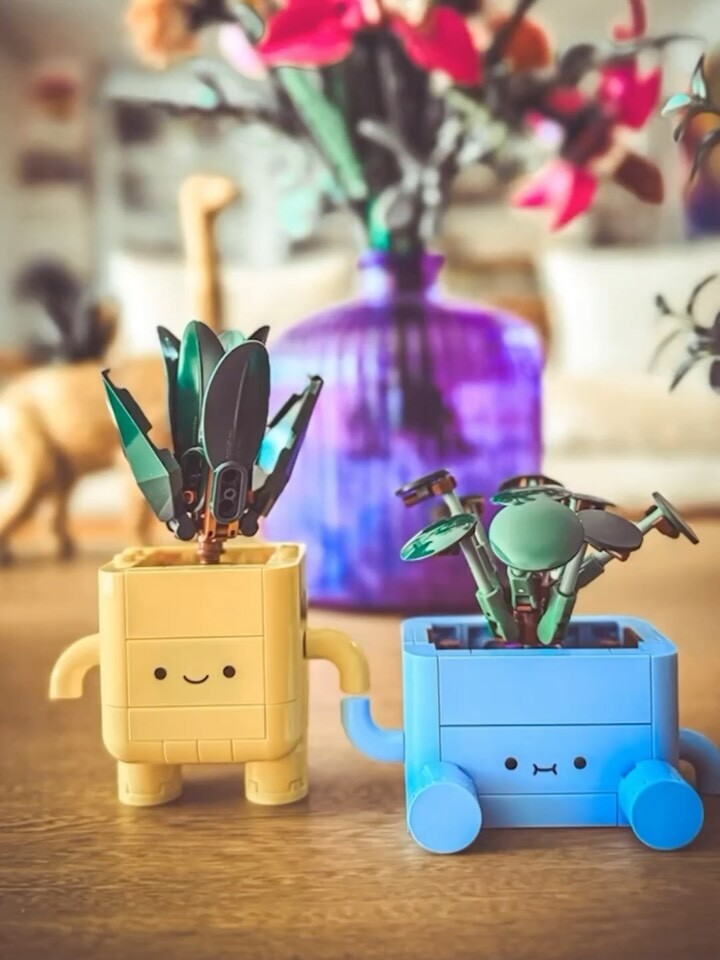 Instagram post from unageek. This post is in position 5.