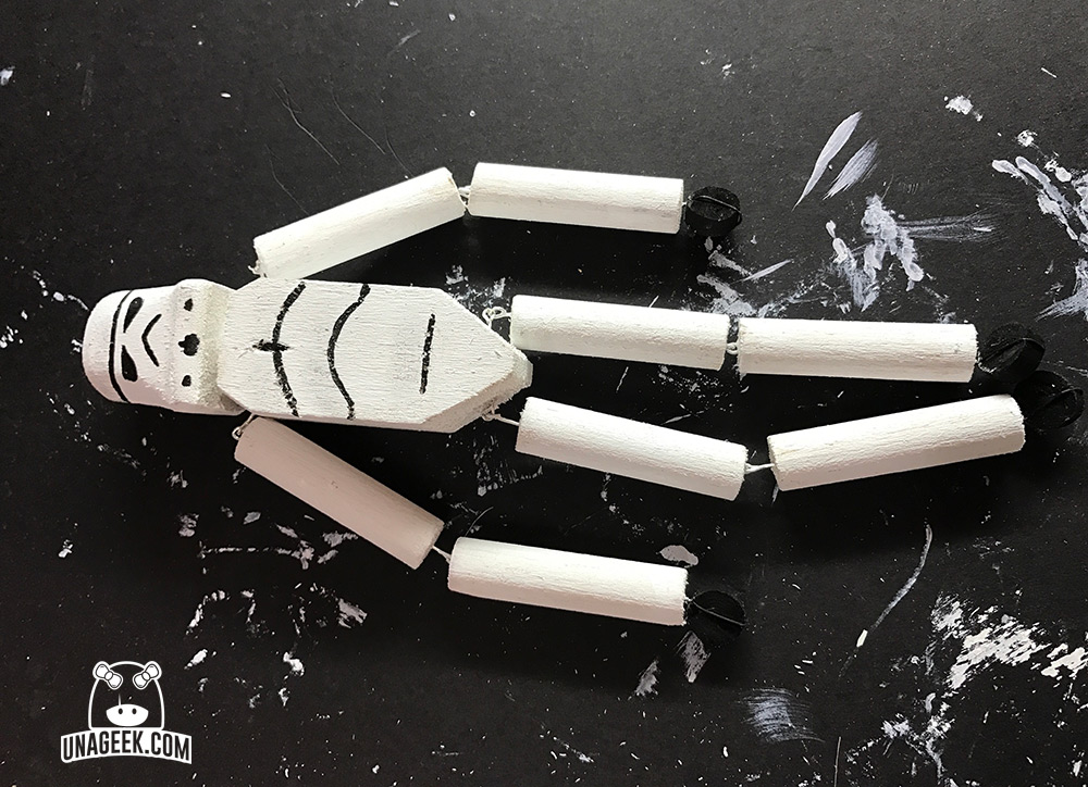 DIY: «Stormie» el Stormtrooper de madera de Jyn Erso en Rogue One | Pintar.