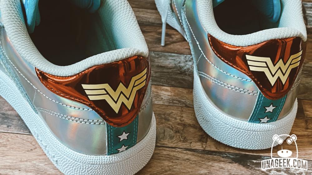 Wonder Woman 1984 | Reebok | @UnaGeek 